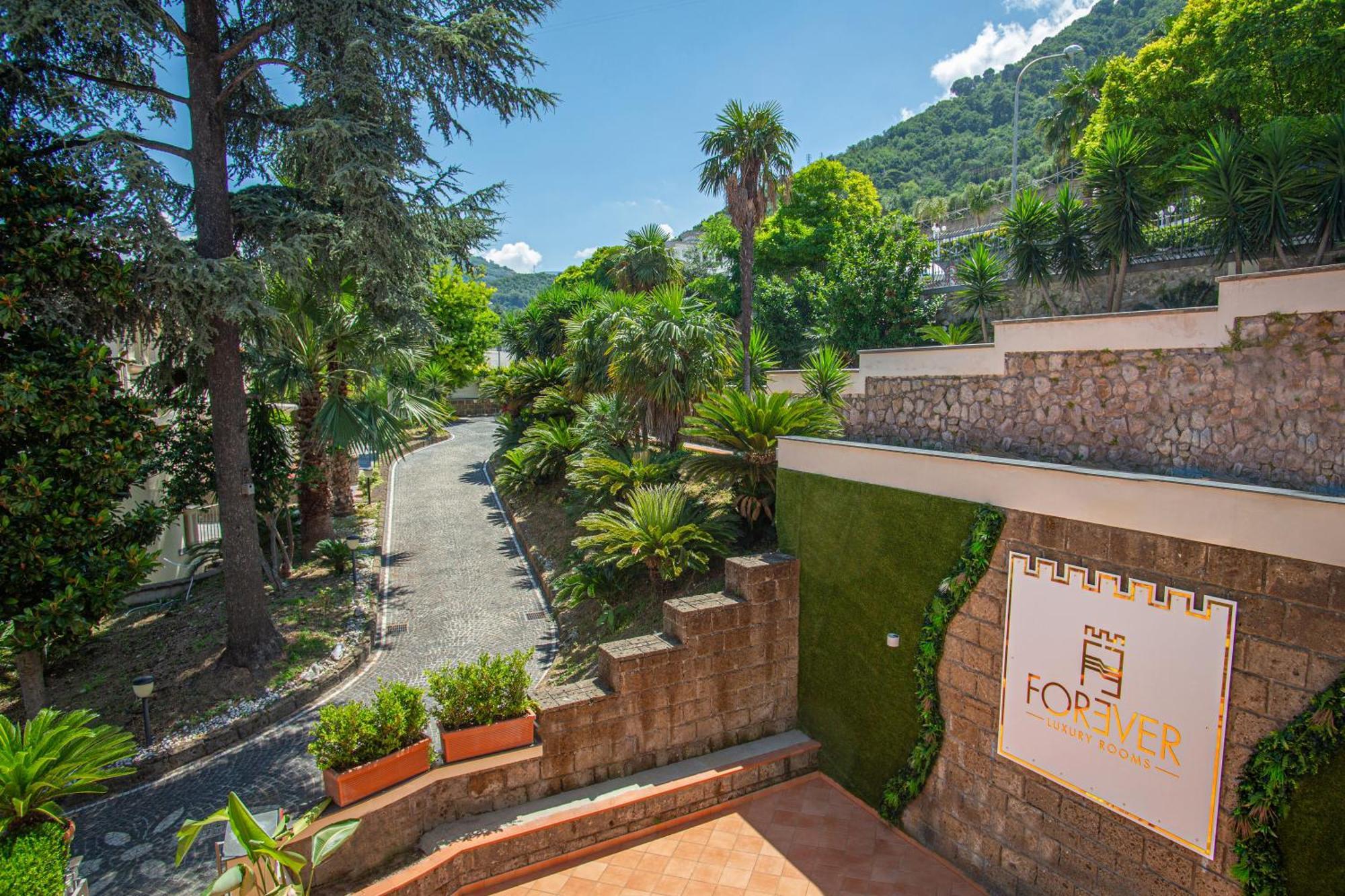 Forever Luxury Rooms Castellammare di Stabia Eksteriør bilde
